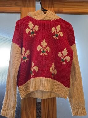 Cozy Red & Cream Knit Sweater with Fleur Pattern